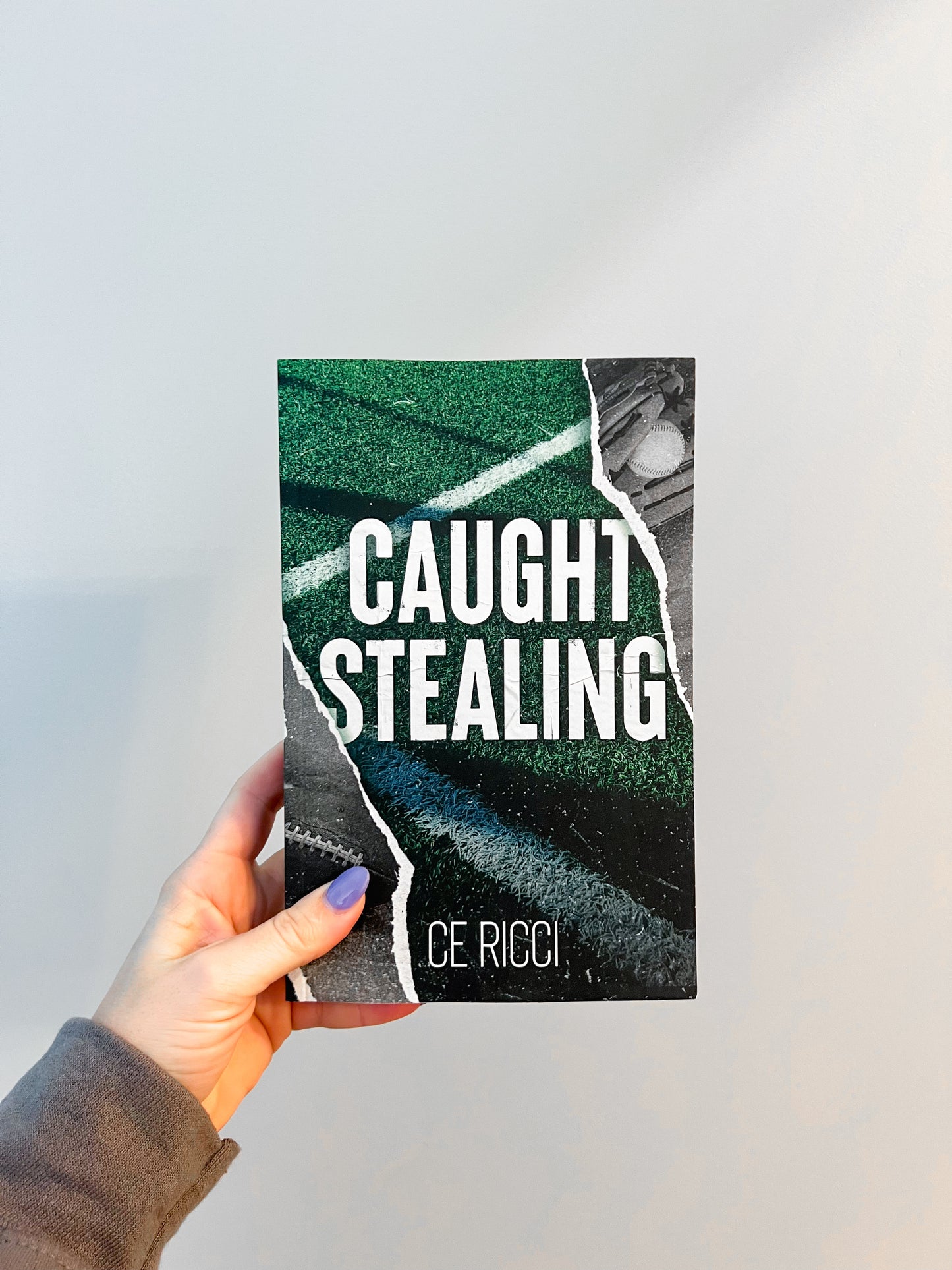 EXTRA caught stealing